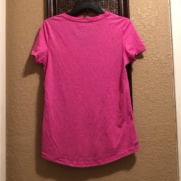 Very gently worn Danskin Now Top. Fushia pink. Semi fitted. Medium. 100% poly - Picture 9 of 9